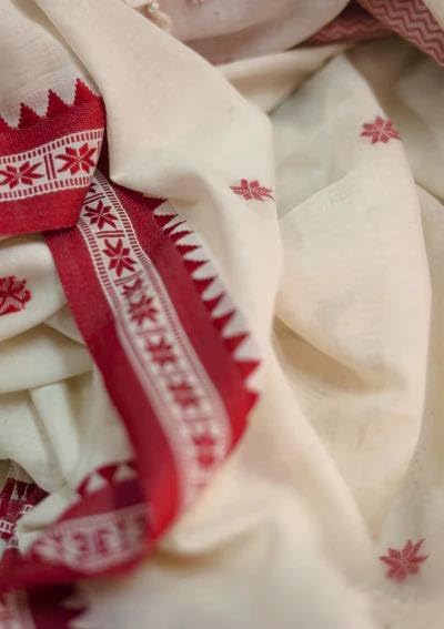 Zwab Women's Cotton Silk Soft Jamdani Sarees With Attach Unstitched Blouse Piece (Off White)