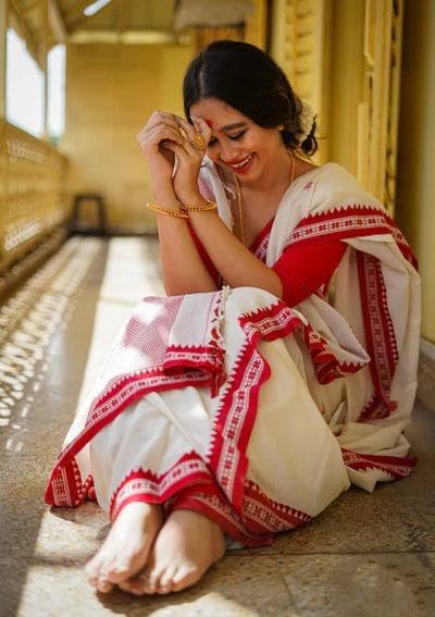 Zwab Women's Cotton Silk Soft Jamdani Sarees With Attach Unstitched Blouse Piece (Off White)