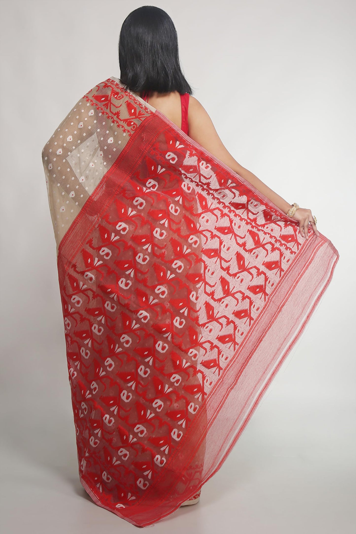 WoodenTant Women's Bengal Made Soft Dhakai Jamdani Saree Without Blouse Piece. (Beige & Red, Cotton)